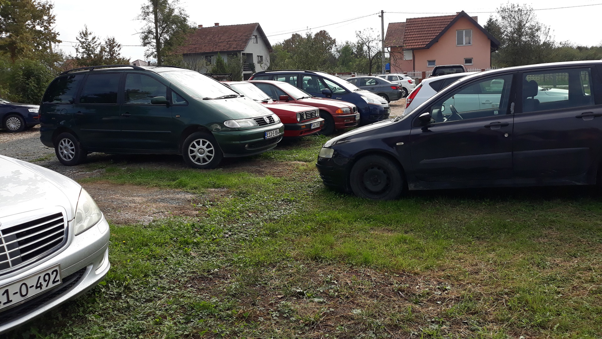 Parkiralište Šabić pored Aerodroma Tuzla